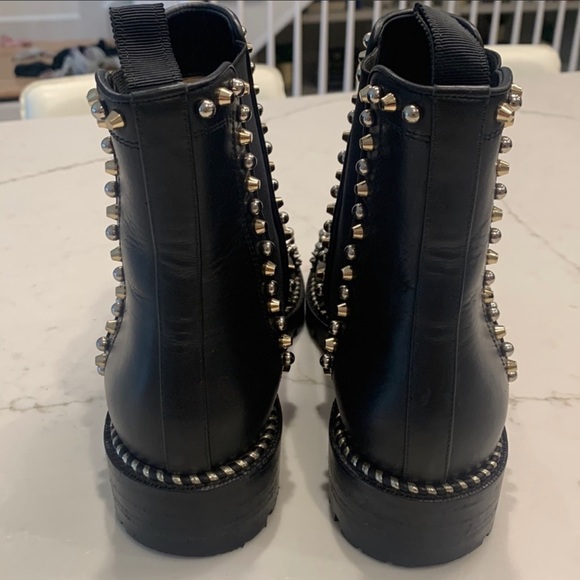 😍😍💯% Authentic Christian Louboutin Boots 😍😍 - Picture 7 of 10